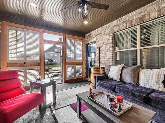 5th image of 688 Vickery Park Dr