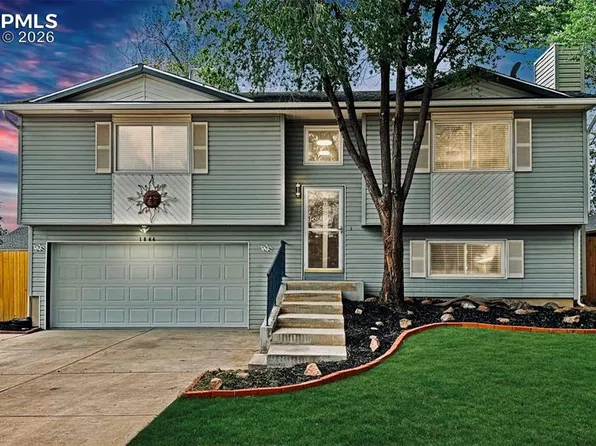 1044 Bromefield Dr, Fountain, CO 80817