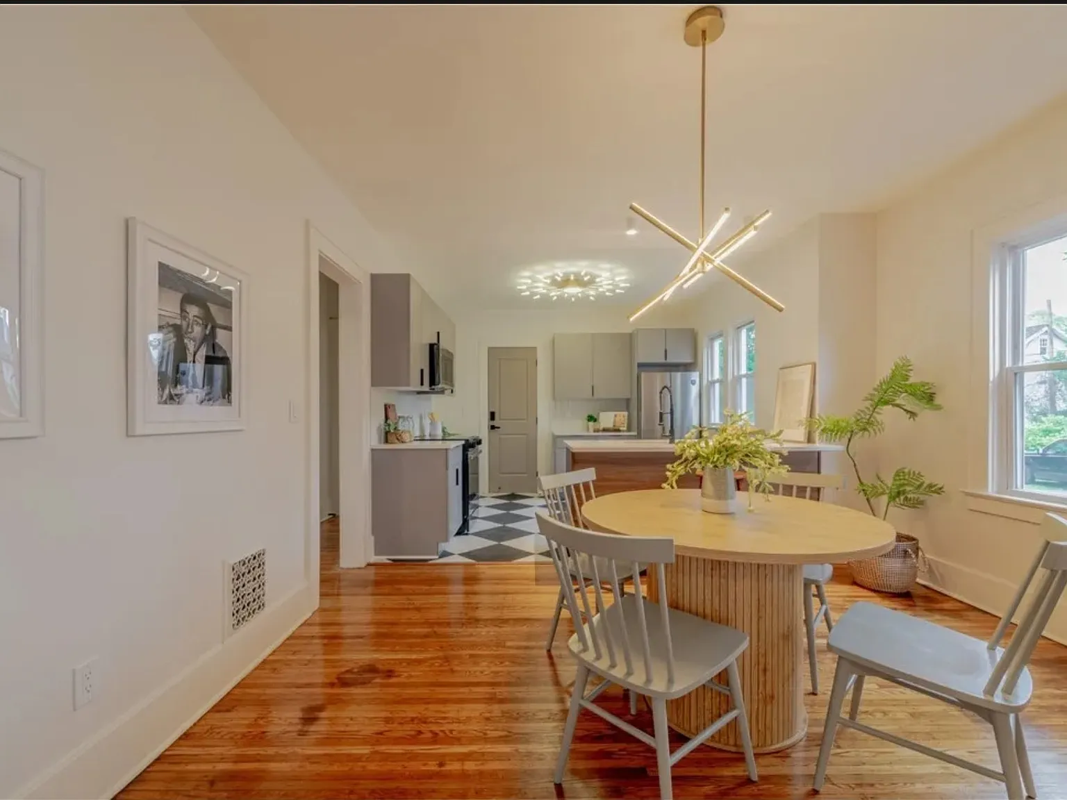 2 bed, 1350 sqft, $1,750 — Photo 4