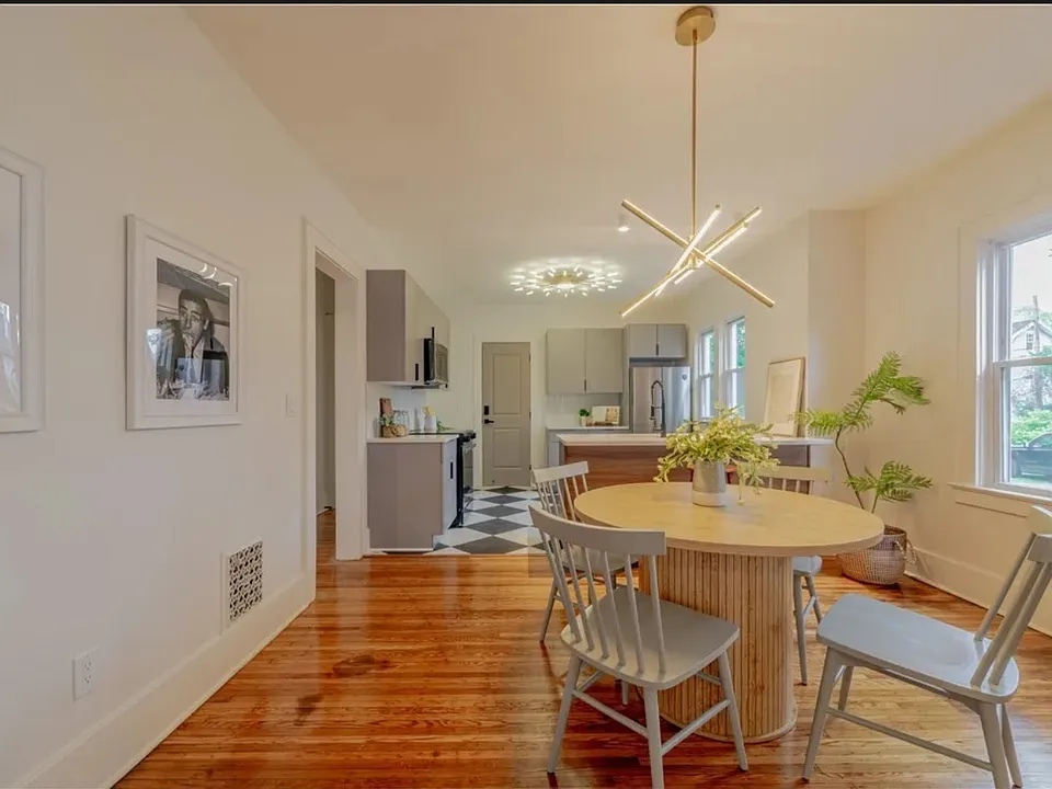 312 Brooks Dining area and kitchen area picture