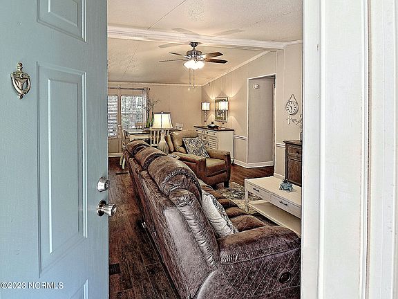 5th image of 3506 Marina Drive SE