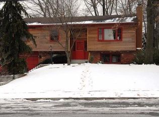 1715 Larkin Rd, Upper Chichester, PA 19061