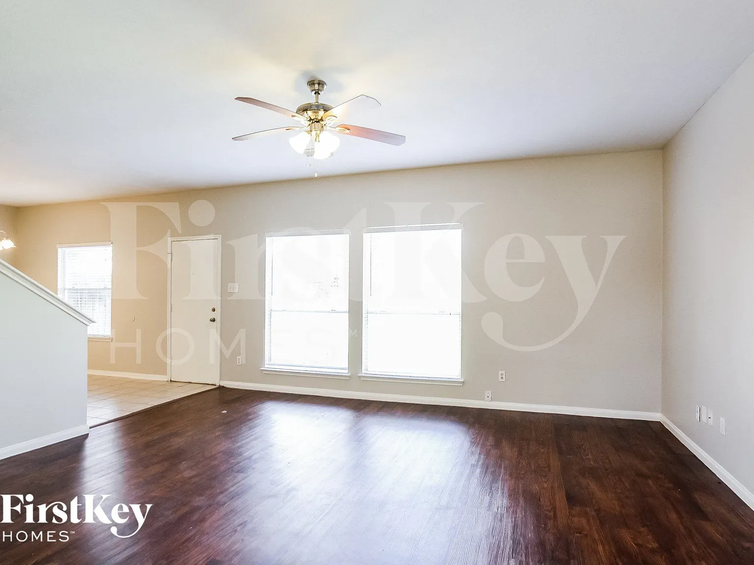 3 bed, 2.5 bath, 1624 sqft, $1,955 — Photo 4
