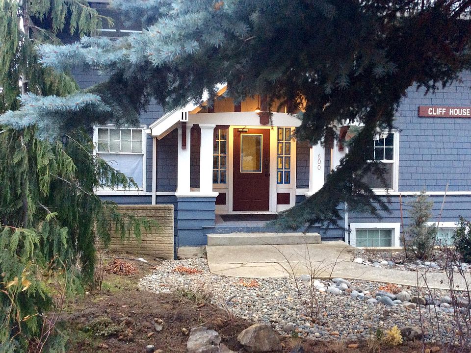 1st image of 600 NE Maiden Ln