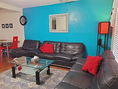1502 Pikeview Ter — Photo 6
