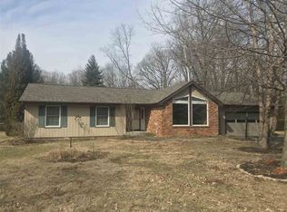 3766 Country Wood Rd, Terre Haute, IN 47805