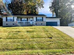 612 Weldon Dr, Maryville, TN 37801