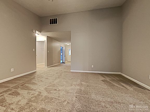 3rd image of 1274 Luther Way