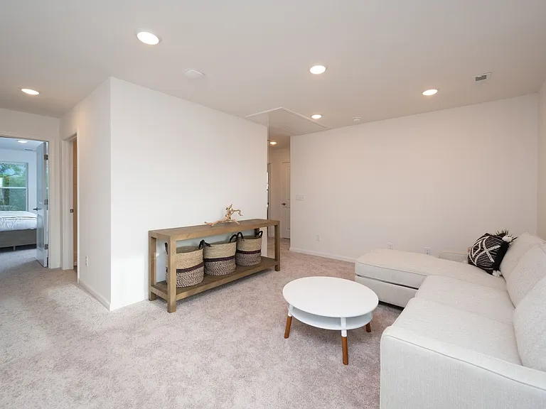 3206 Hearth Hollow Rd — Photo 25