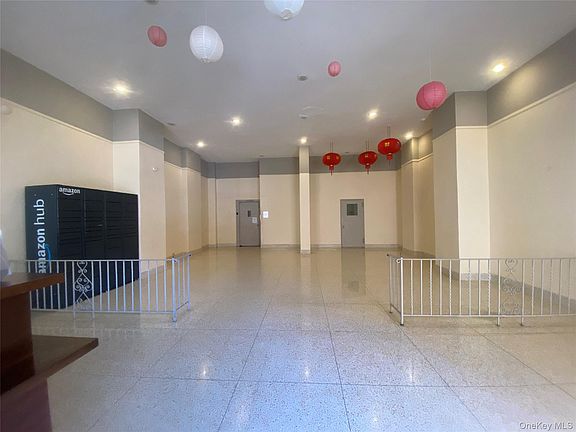 5th image of 134-54 Maple Avenue #5K