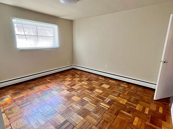 5th image of 3526 Grove Ave APT 5