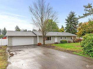 160 NE Lennies Loop, Belfair, WA 98528