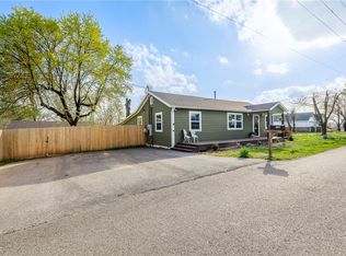 335 E Johnson Ave, Cave Springs, AR 72718