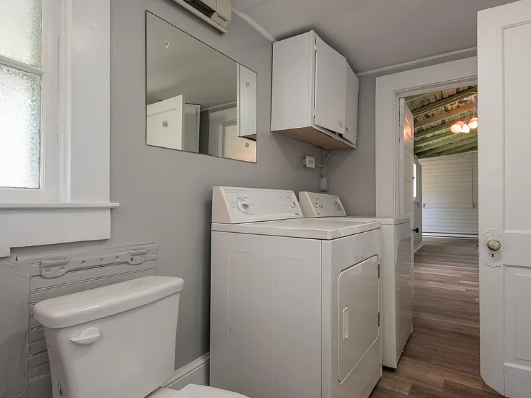 156 Grove St — Photo 36
