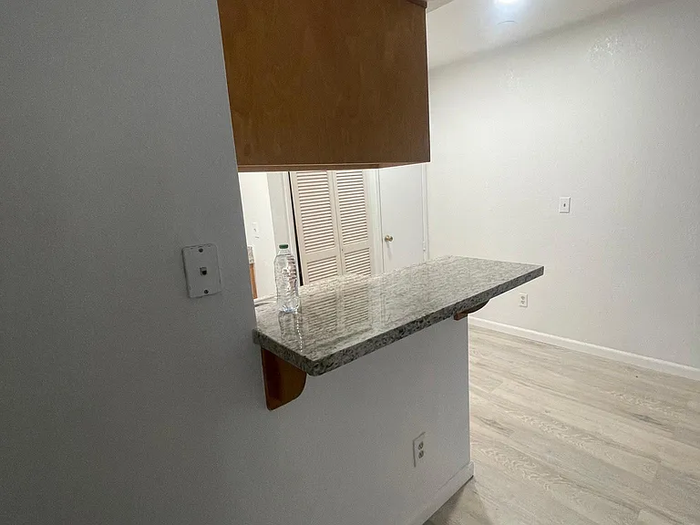 1733 Pyrenees Ave — Photo 6
