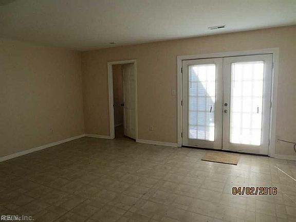 5th image of 14557 Old Courthouse Way Unit C