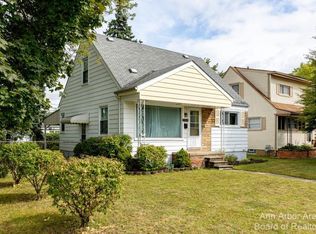 28770 Bridge St, Garden City, MI 48135