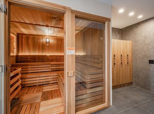 Hue Soul, East Orange, NJ 07018