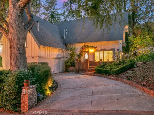 4371 Morro Dr, Woodland Hills, CA 91364