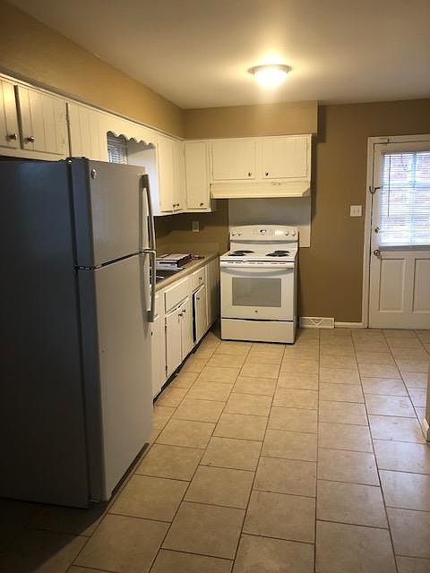 2nd image of 1760 Costigan Dr