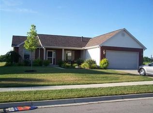 229 Quail Hollow Dr, Brookville, OH 45309