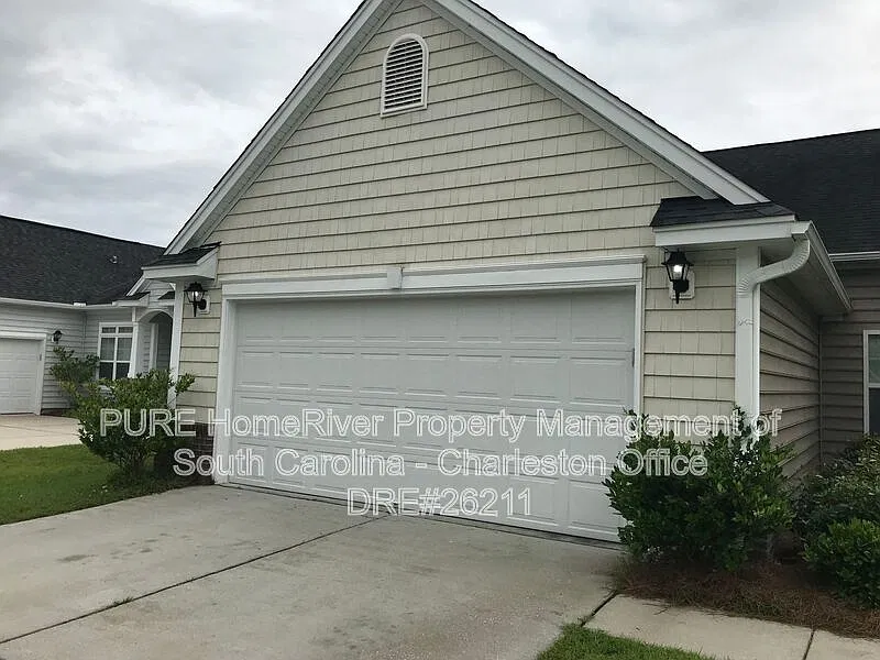 3 bed, 2.0 bath, 1888 sqft, $2,199 — Photo 2