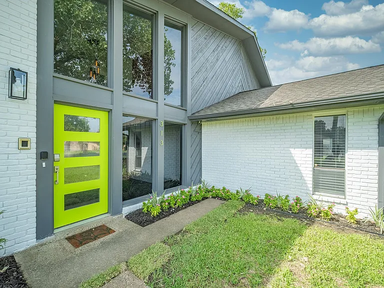 313 Melorine Dr — Photo 27