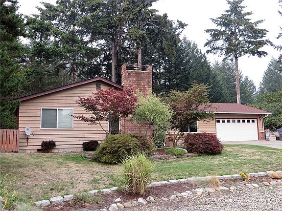 2nd image of 80 E Haven Ct N