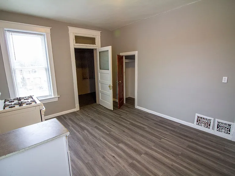 4335 Minnesota Ave — Photo 7