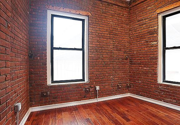 3rd image of 53 Monroe St #12