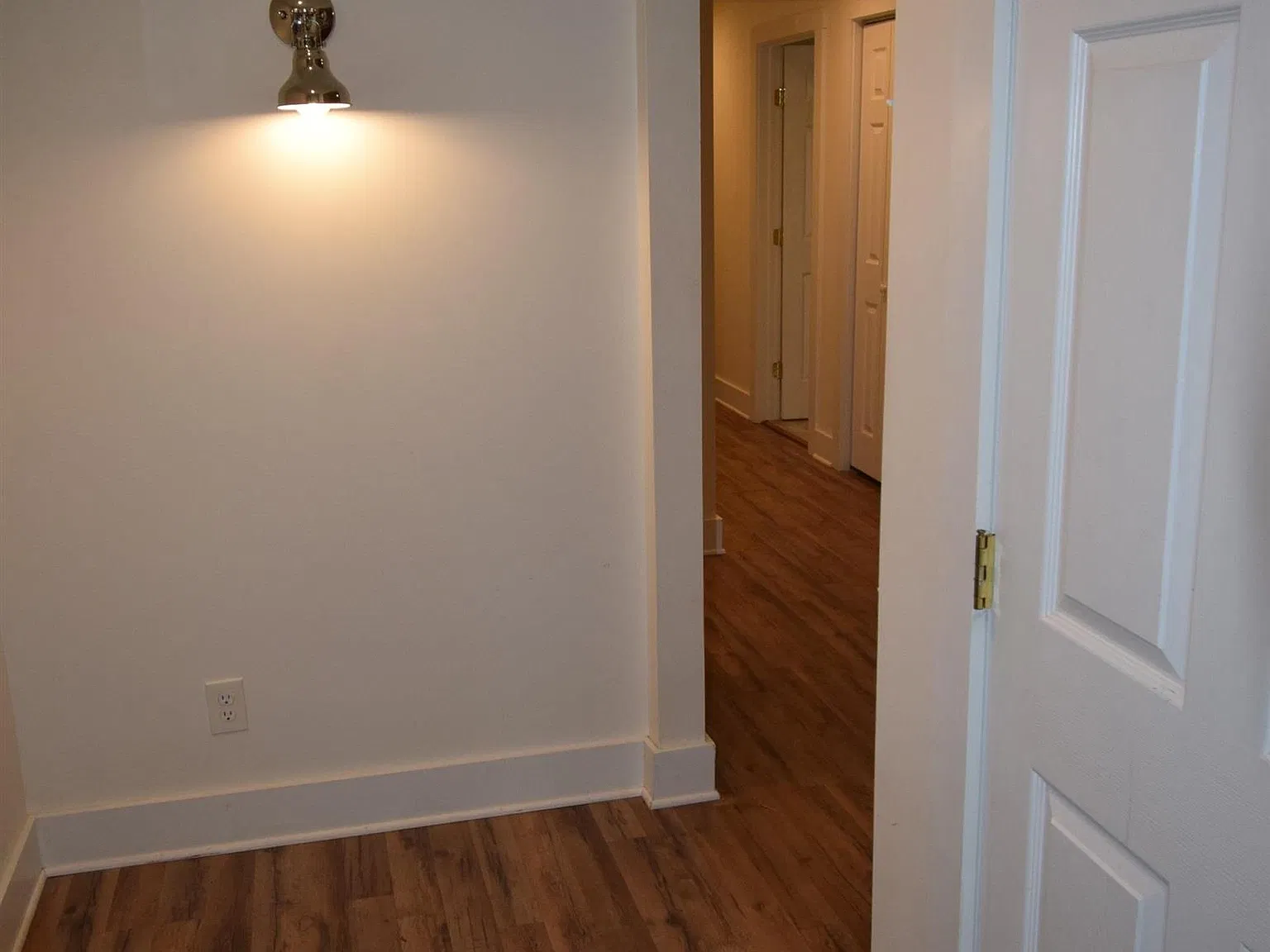 2 bed, 3.0 bath, 1312 sqft, $2,450 — Photo 3