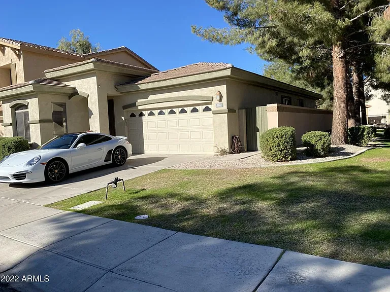 2042 W Periwinkle Way — Photo 29
