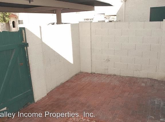 3rd image of 3120 E Paradise Ln Unit 01