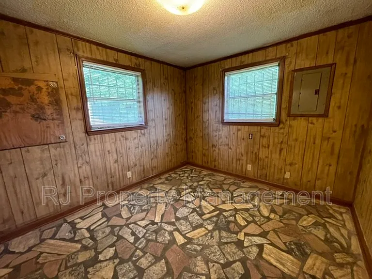 3831 Egypt Central Rd — Photo 15