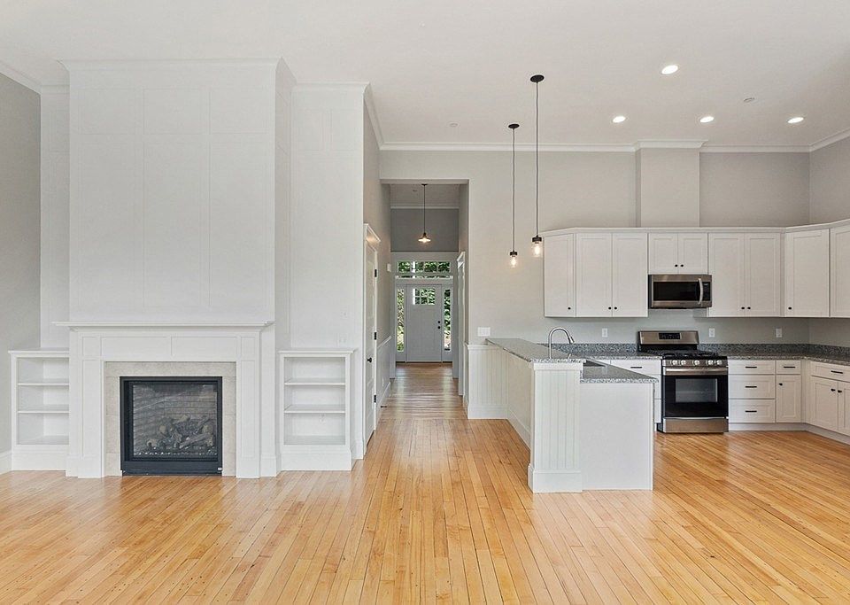 73 Pepperell Rd B, Groton, MA 01450 Zillow