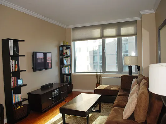 Sold by Sotheby's International Realty | media 1