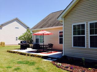 101 E Stockton Pl, Hampstead, NC 28443