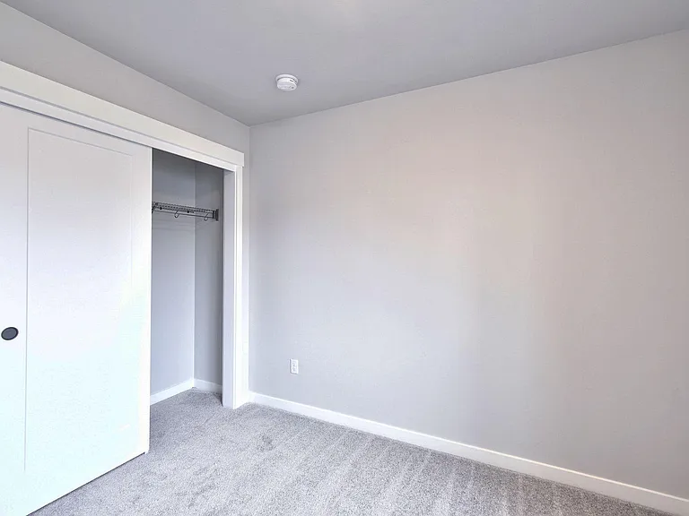 5443 SE Logan Ln — Photo 19