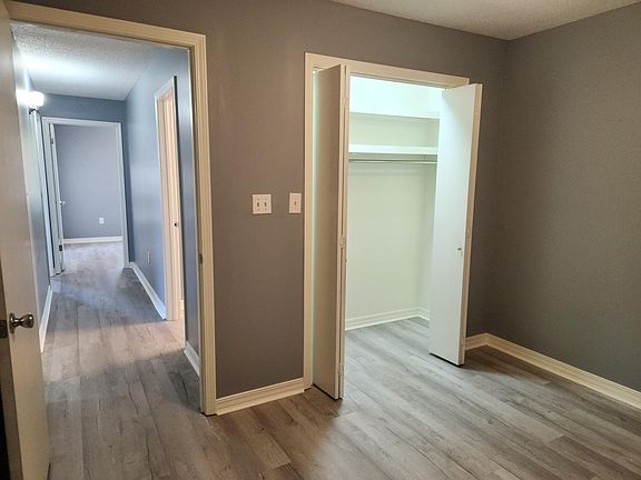 5th image of 2910 E Moore Ave APT 117