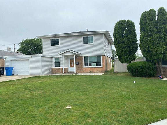 2nd image of 4719 W 82nd St