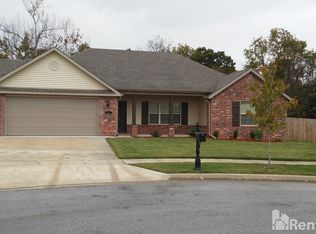 5130 E Harvest Island St, Fayetteville, AR 72701