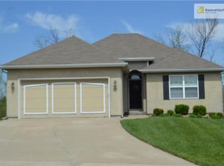 24 NW 90th Ter, Kansas City, MO 64155