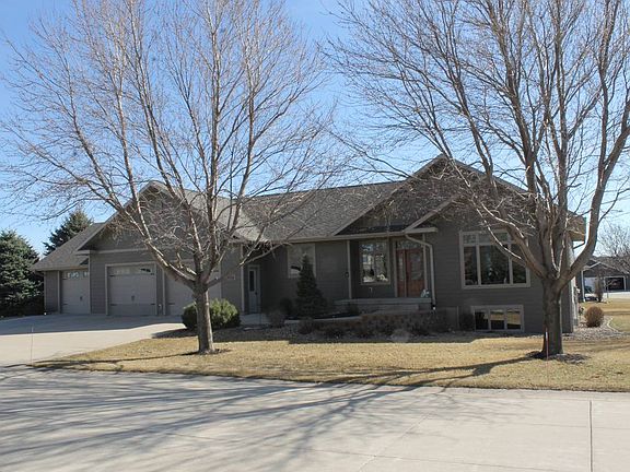 3rd image of 103 N Birch St