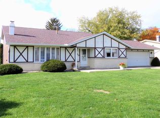 460 Kings Canyon Blvd, Galesburg, IL 61401