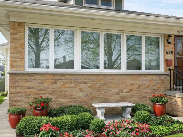 1536 Atchison Ave, Whiting, IN 46394