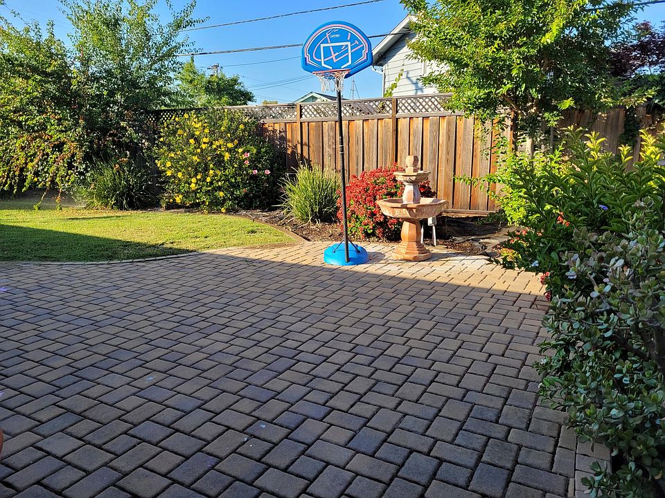 1st image of 5690 Rotterdam Ln