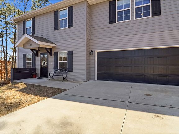 3rd image of 14 Winsford Ln