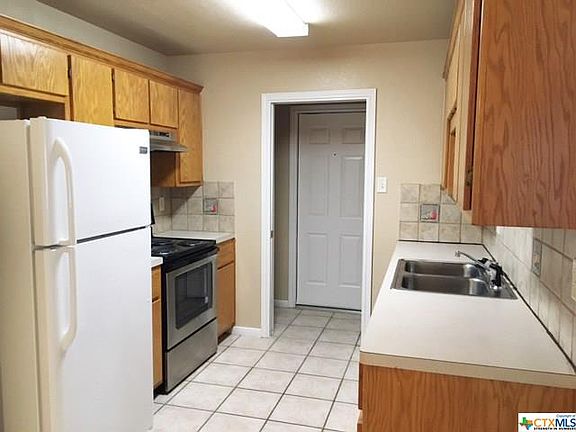 4th image of 2606 Lucille Dr