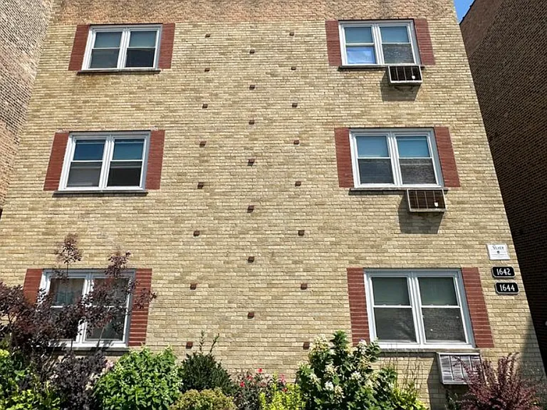 1640-44 W Morse Ave — Photo 10