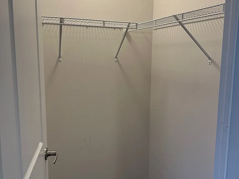 585 Colborne St E #106 — Photo 16